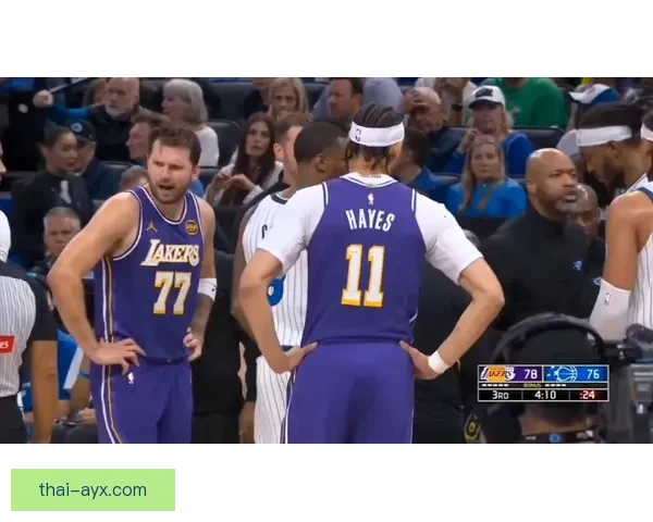 东契奇偷听魔术战术八村垒好奇发问以太幽默整活引全场